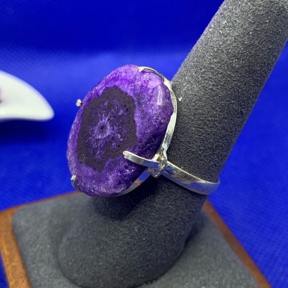 Rustic Cut Deep Purple Solar Agate Ring! .925 Sterling Silver Plated, Size 8 - Picture 4 of 10